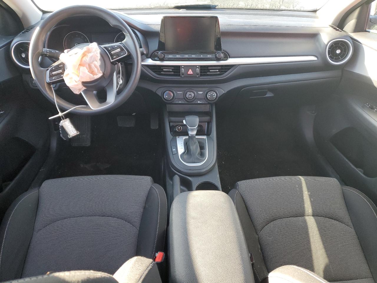 2024 KIA FORTE LX VIN:3KPF24AD5RE790851