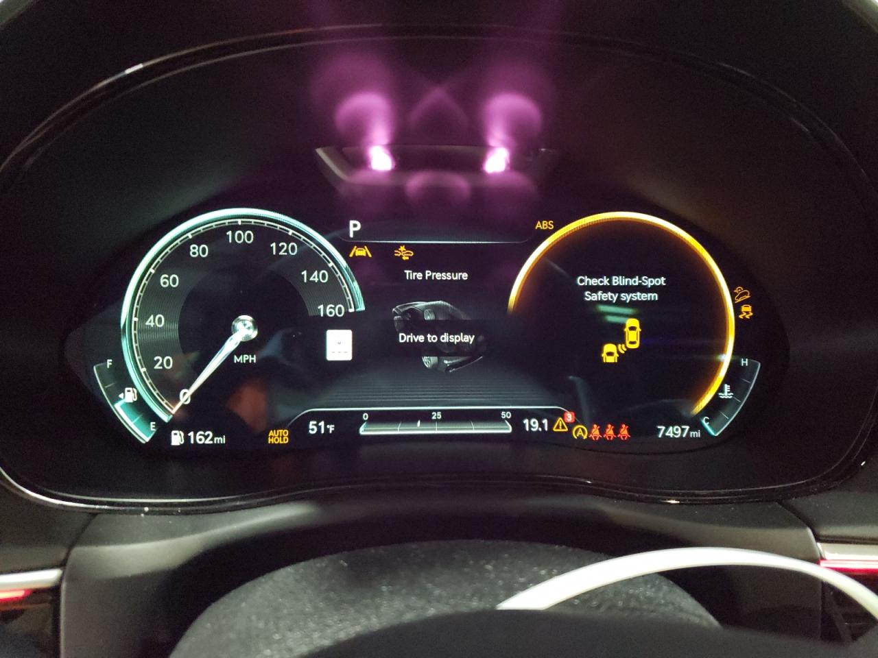 2024 GENESIS GV70 BASE VIN:5NMMADTB8RH005981