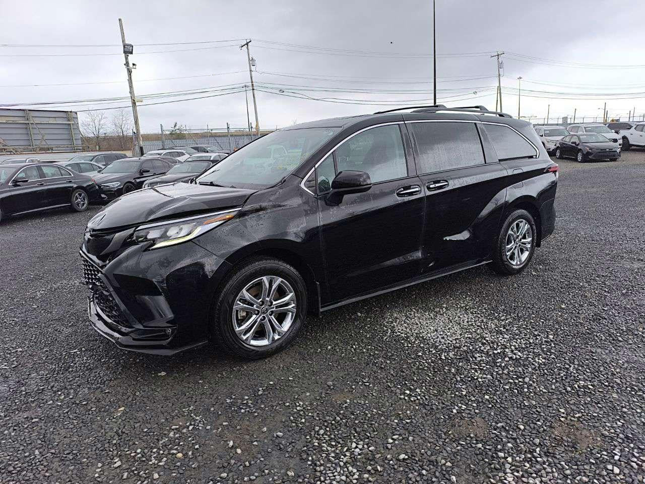 2022 TOYOTA SIENNA XSE VIN:5TDXSKFC5NS069826