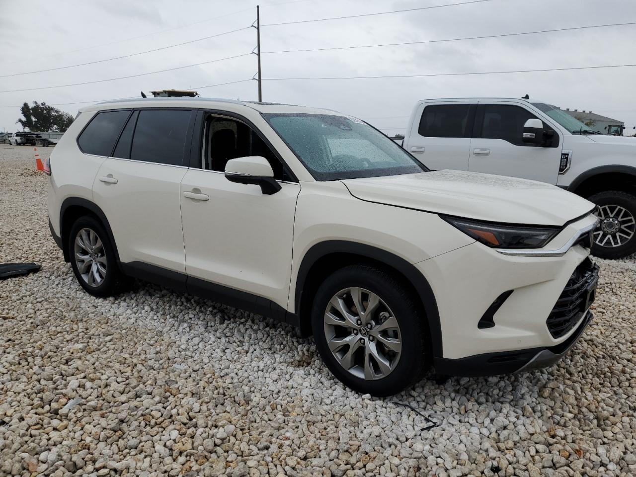 2024 TOYOTA GRAND HIGHLANDER XLE VIN:5TDACAB5XRS023046