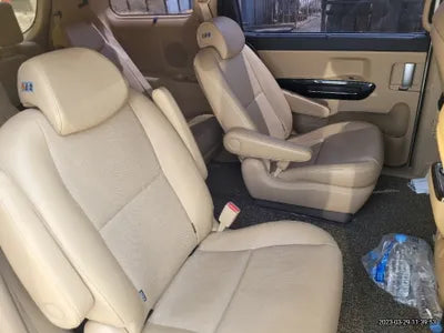 2017 Kia Carnival VIN: