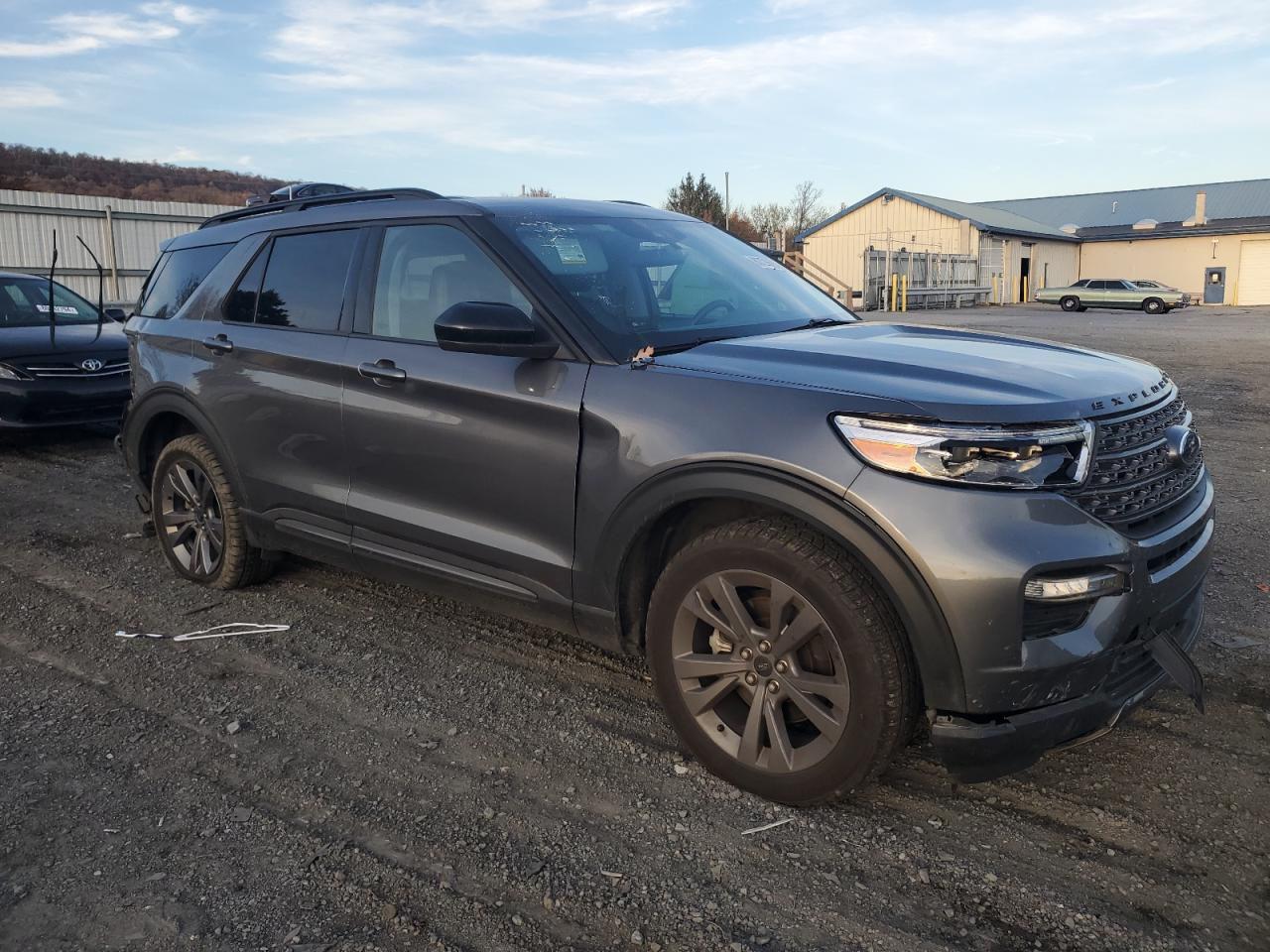 2022 FORD EXPLORER XLT VIN:1FMSK8DH2NGB43804