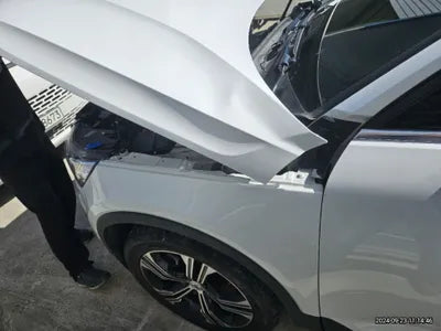 2021 Volvo XC40 VIN: