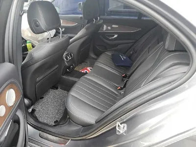 2019 Mercedes-Benz E 300 WDDZF4KB3KA667935 VIN:WDDZF4KB3KA667935