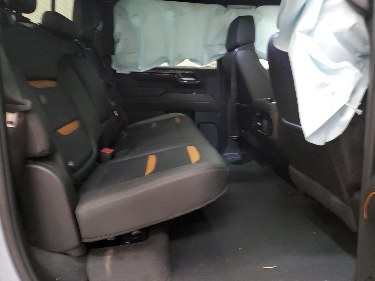2024 GMC SIERRA K3500 AT4 VIN:1GT49VE73RF465831