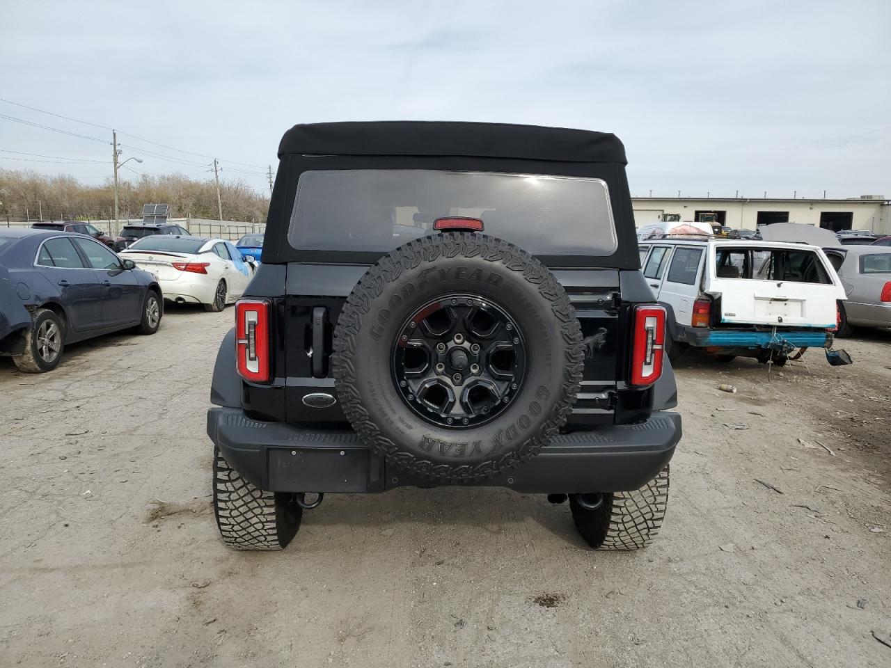 2022 FORD BRONCO BASE VIN:1FMEE5DP7NLB59336