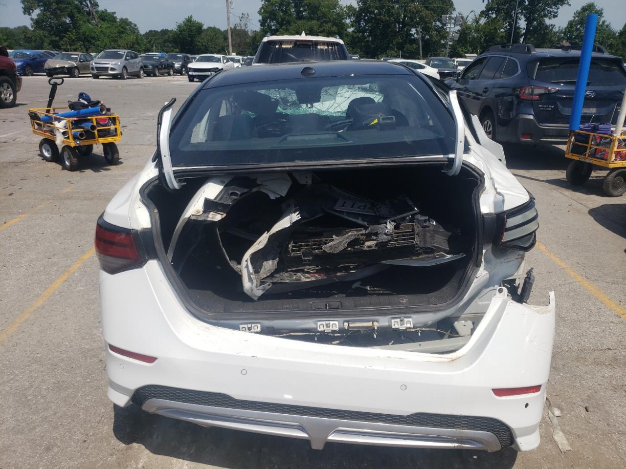 2022 NISSAN SENTRA SR VIN:3N1AB8DV8NY271648