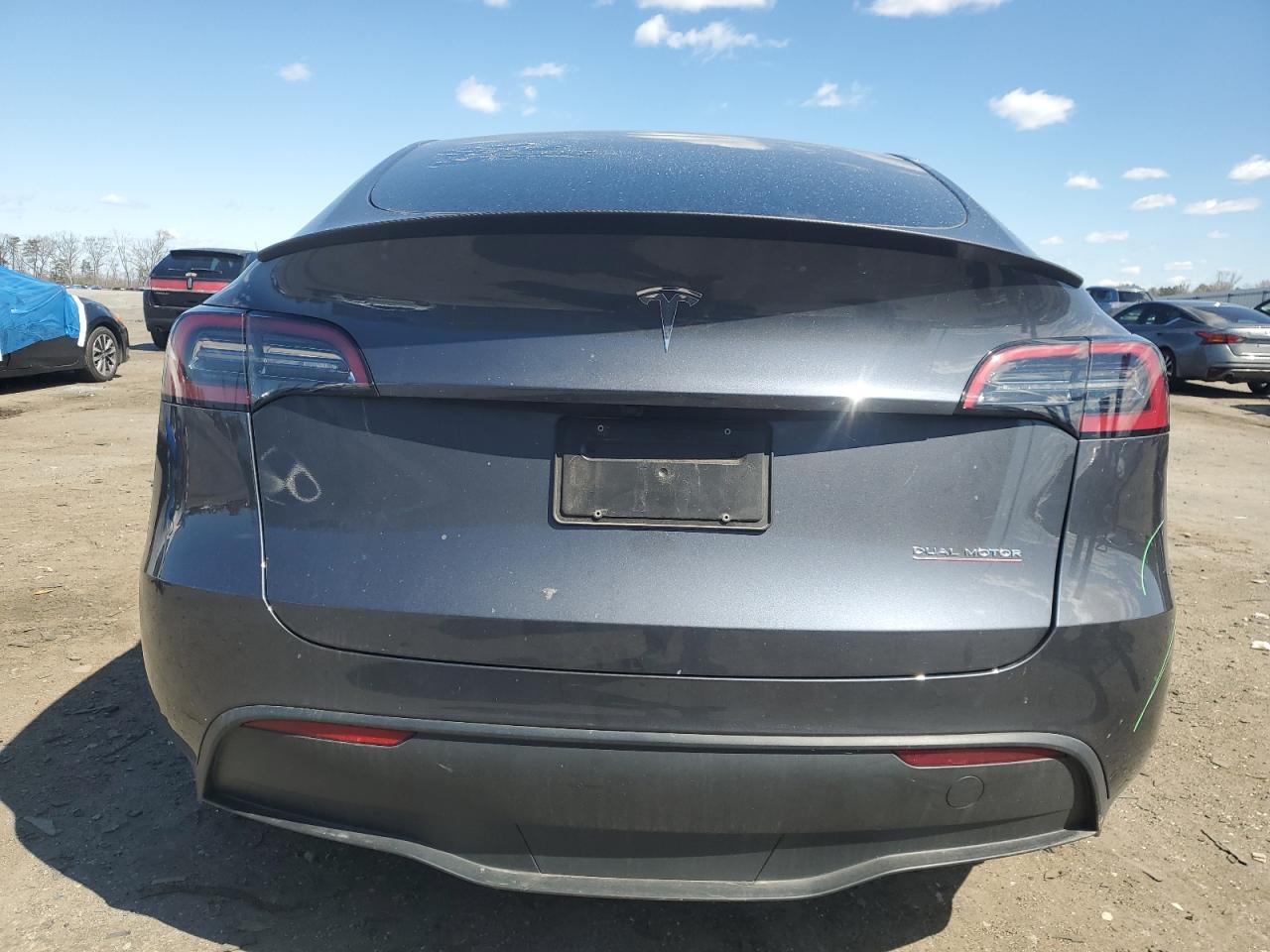 2023 TESLA MODEL Y  VIN:7SAYGDEF3PF946496