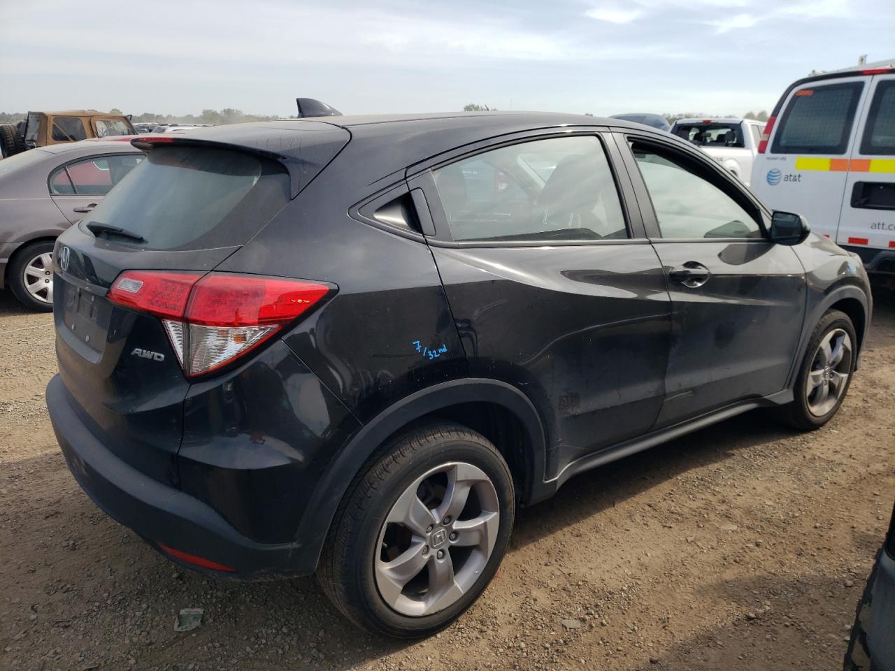 2022 HONDA HR-V LX VIN:3CZRU6H35NM733575