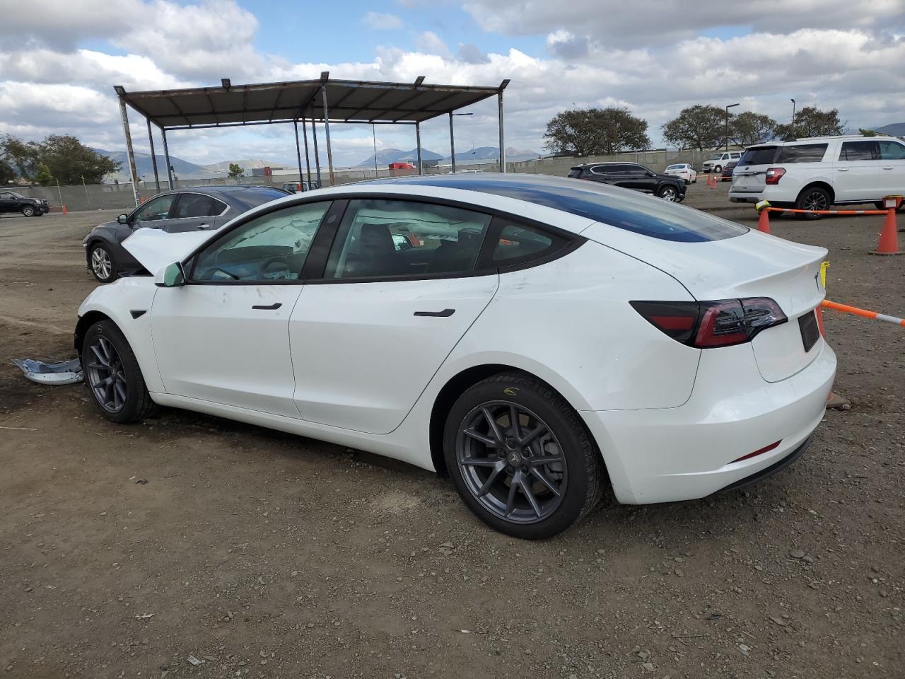 2023 TESLA MODEL 3  VIN:5YJ3E1EA7PF503297