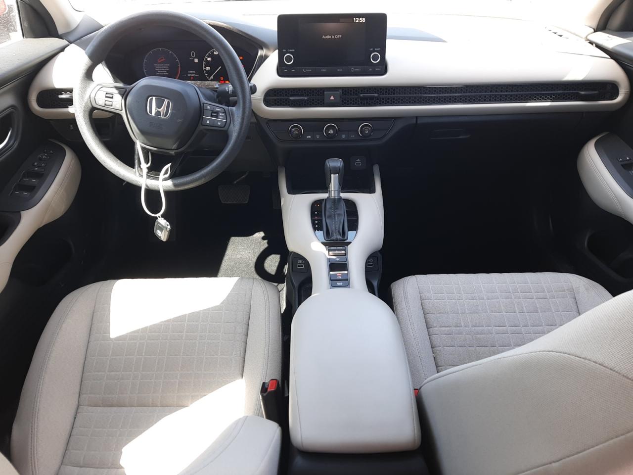 2023 HONDA HR-V LX VIN:3CZRZ1H30PM710406