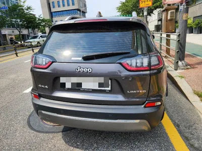 2020 Jeep Cherokee VIN:
