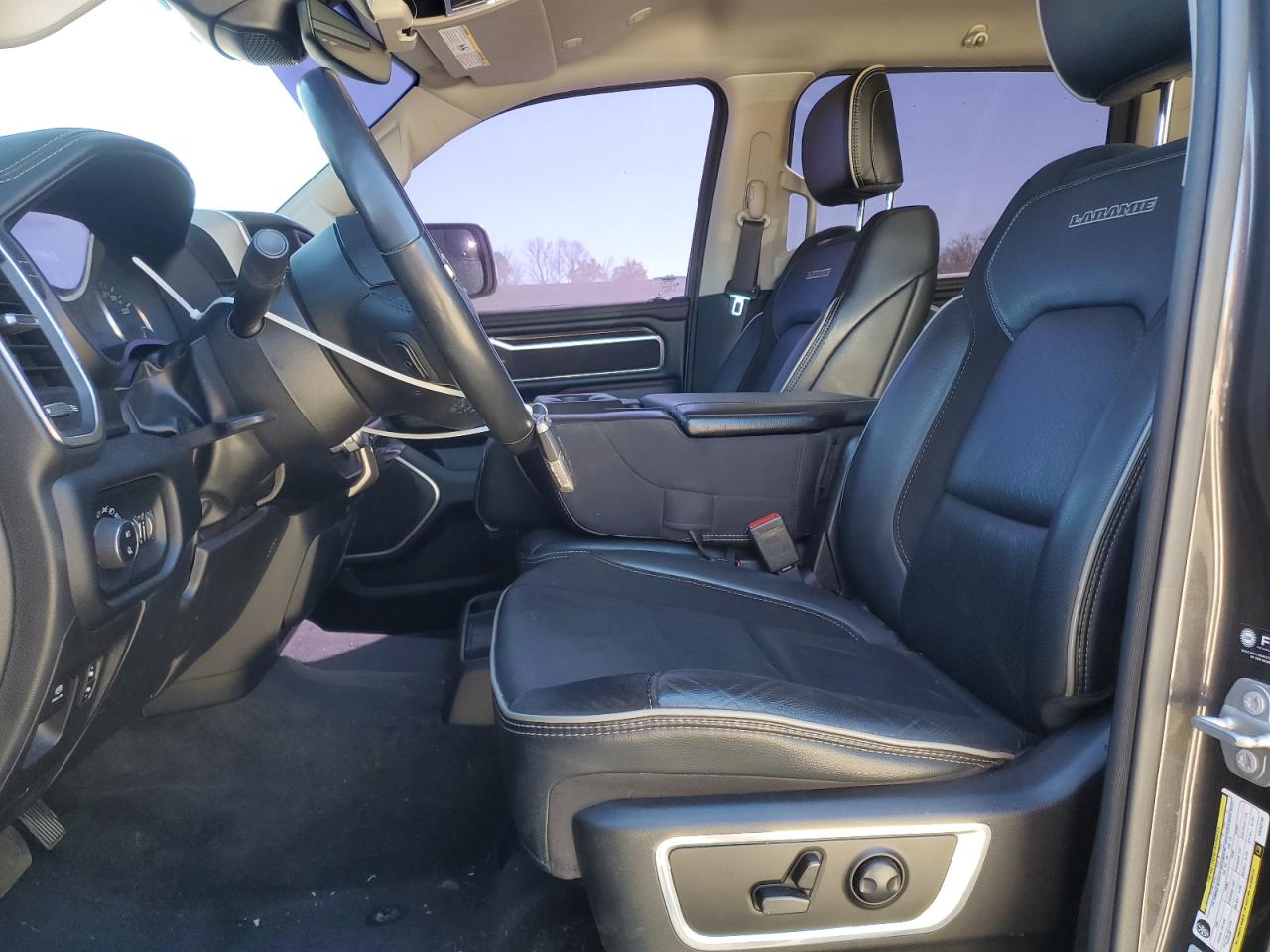 2022 RAM 1500 LARAMIE VIN:1C6SRFJT4NN283790