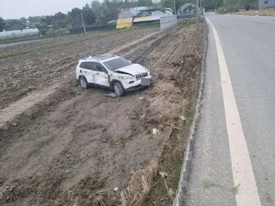 2017 Jeep Cherokee VIN: