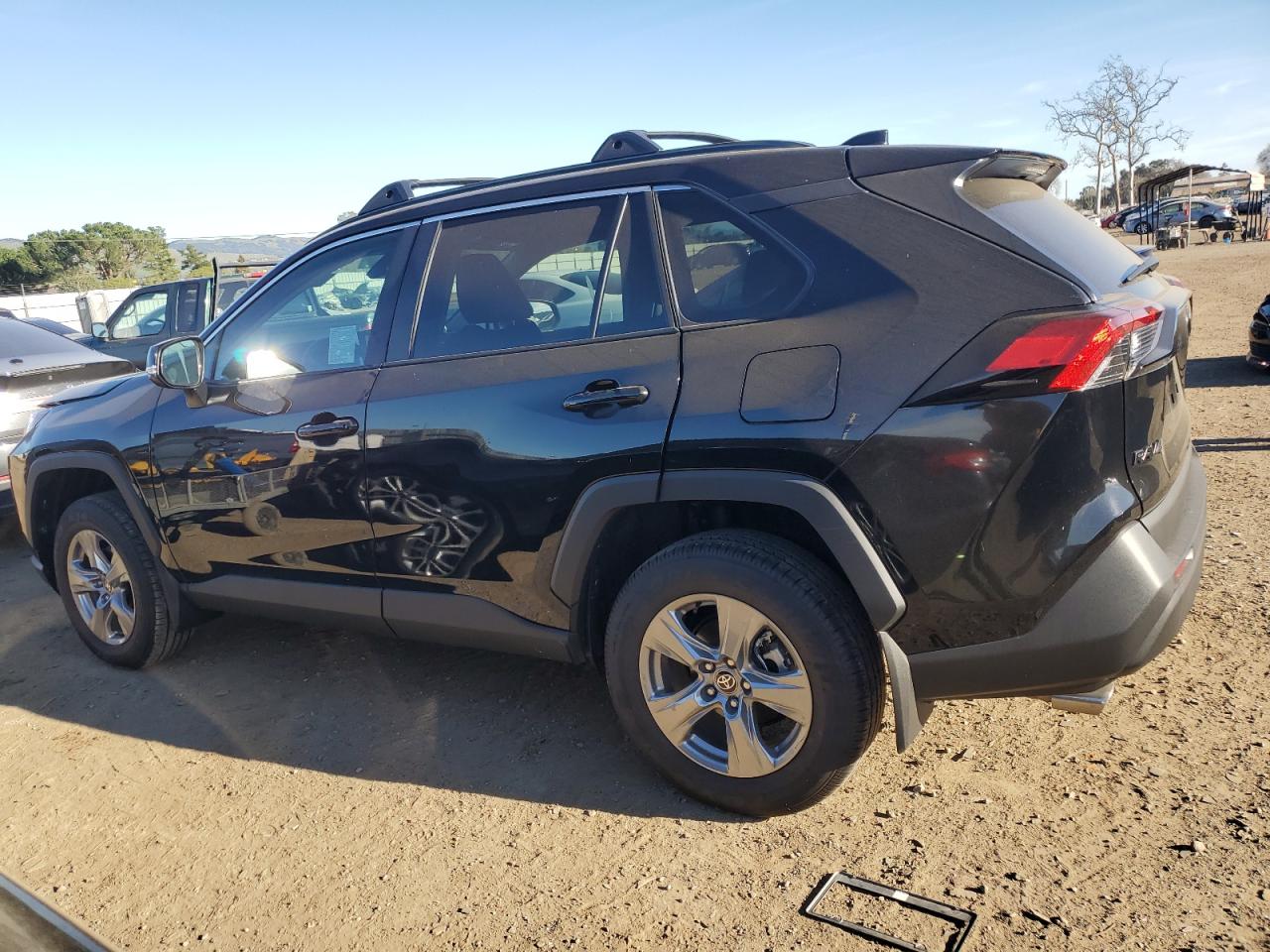 2024 TOYOTA RAV4 XLE VIN:2T3P1RFV9RC474963