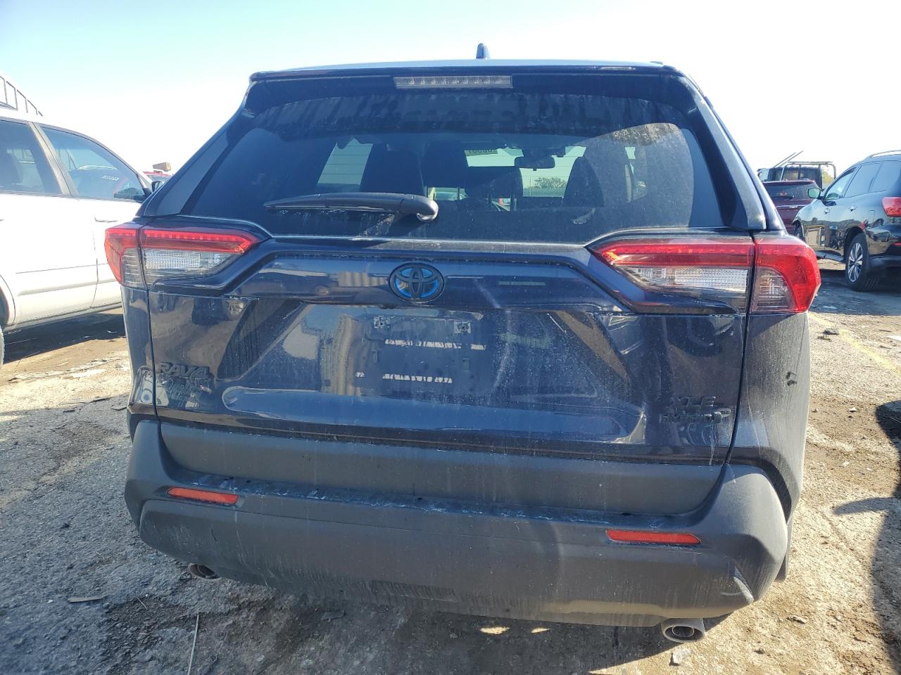 2022 TOYOTA RAV4 XLE PREMIUM VIN:JTMB6RFV5ND049242
