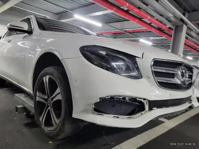 2017 Mercedes-Benz E 300 VIN: