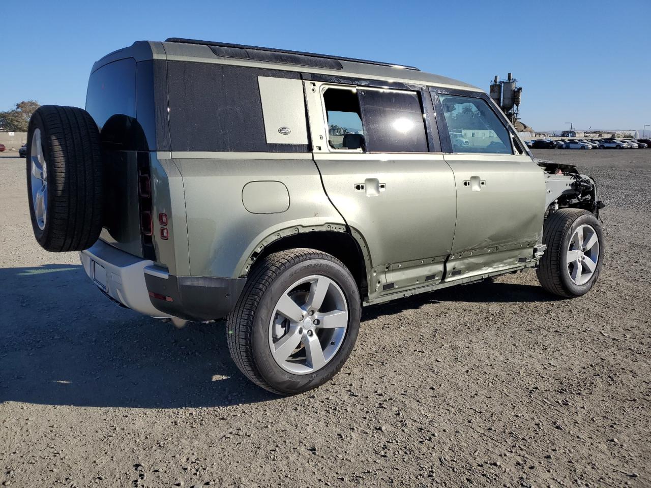 2024 LAND ROVER DEFENDER 110 S VIN:SALEJEEX9R2339436