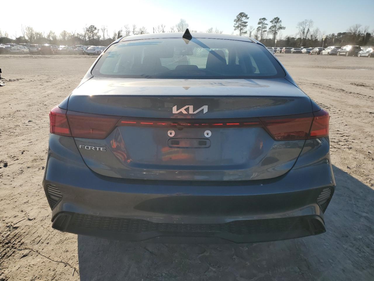 2022 KIA FORTE FE VIN:3KPF24AD4NE456790