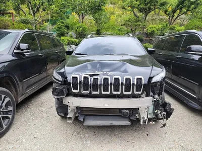 2017 Jeep Cherokee VIN: