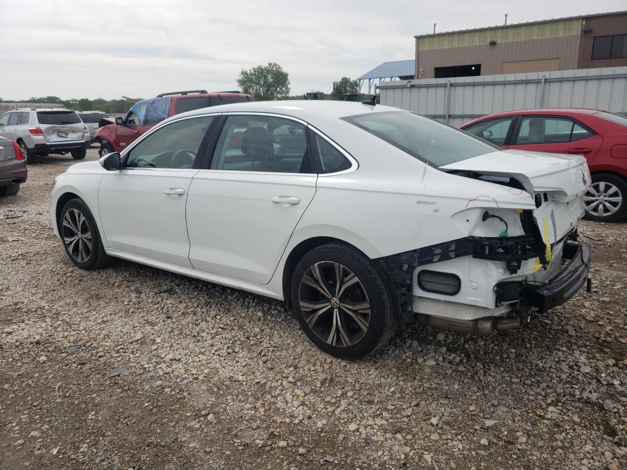 2022 VOLKSWAGEN PASSAT SE VIN:1VWSA7A37NC001107