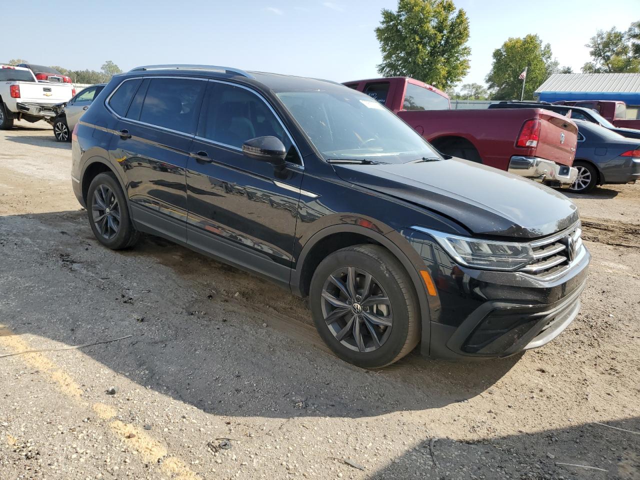 2023 VOLKSWAGEN TIGUAN SE VIN:3VV3B7AX4PM141318