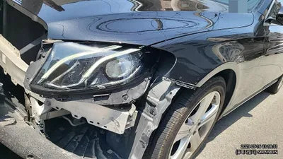 2017 Mercedes-Benz E 200 WDDZF4CB8HA102796 VIN:WDDZF4CB8HA102796