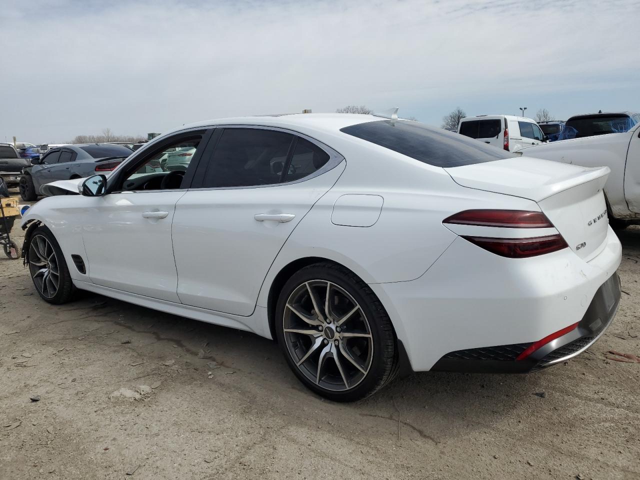 2022 GENESIS G70 BASE VIN:KMTG34TAXNU092852