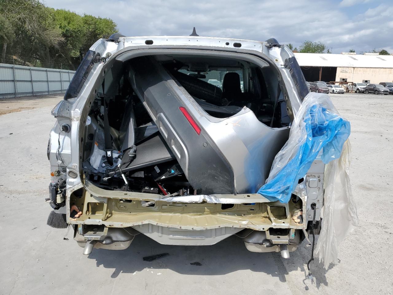 2023 FORD EXPLORER XLT VIN:1FMSK7DH9PGA47424