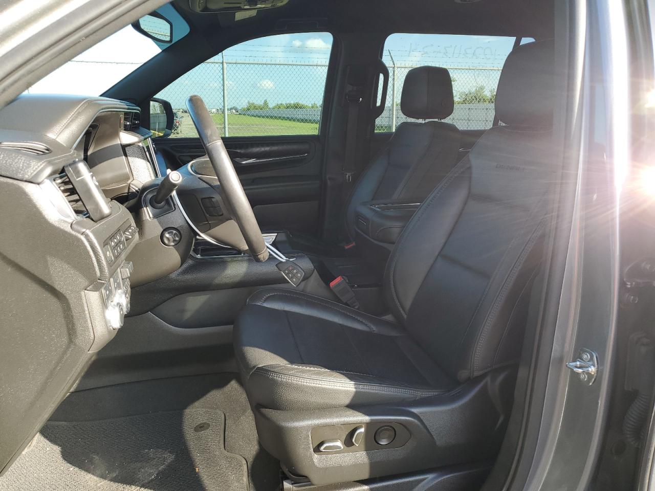 2022 GMC YUKON XL DENALI VIN:1GKS2JKL1NR259992