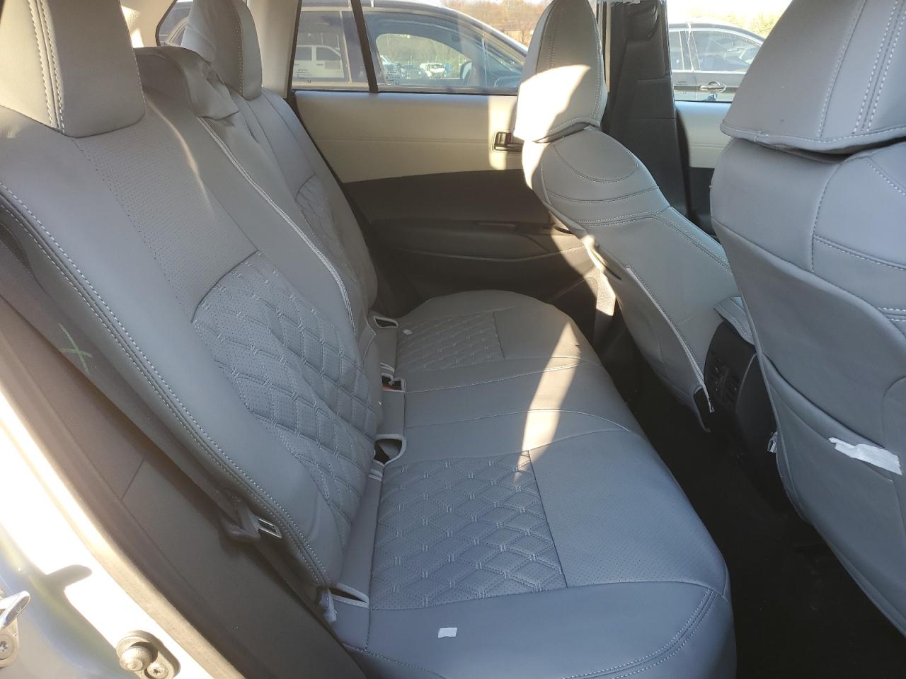 2022 TOYOTA COROLLA CROSS LE VIN:7MUCAAAG8NV020583