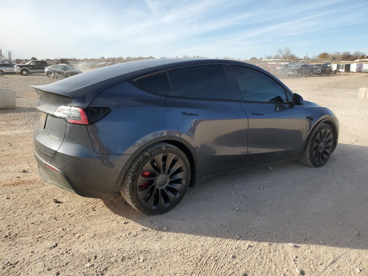 2022 TESLA MODEL Y  VIN:7SAYGDEF5NF399728