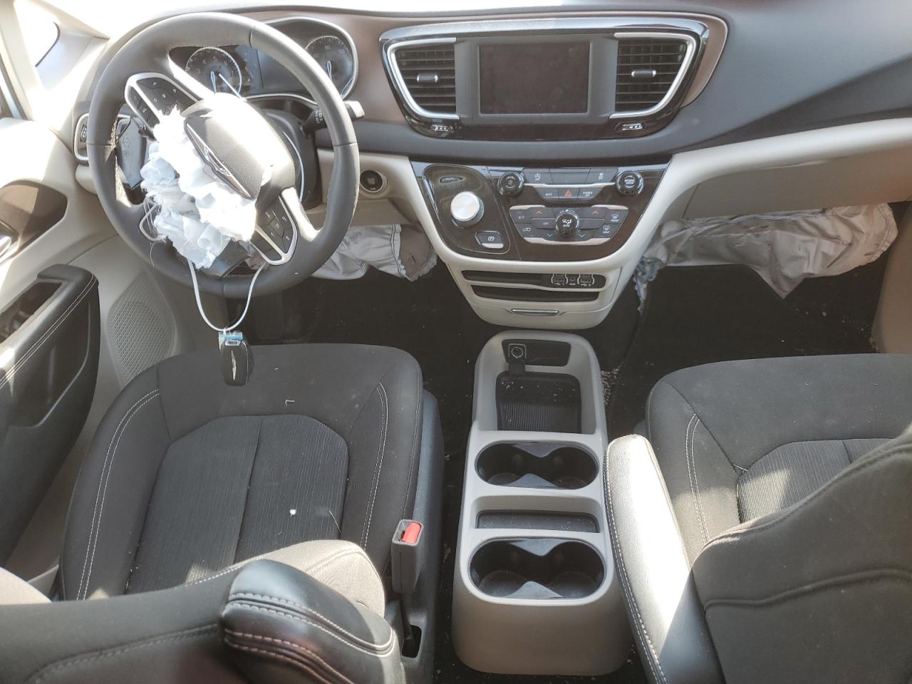 2022 CHRYSLER VOYAGER LX VIN:2C4RC1CG5NR230045