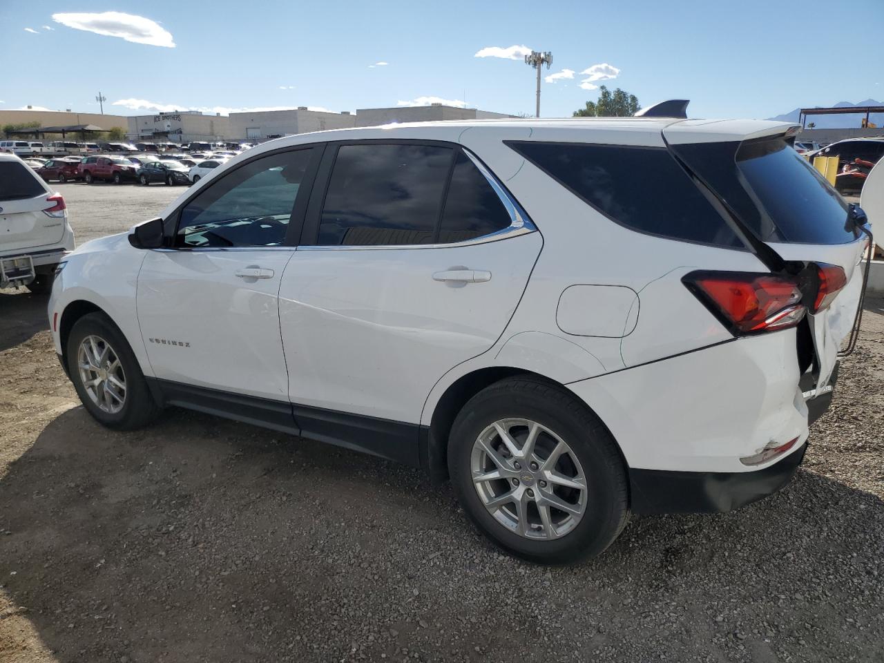 2022 CHEVROLET EQUINOX LT VIN:3GNAXKEV2NL195276