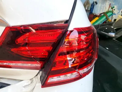 2016 Mercedes-Benz E 200 VIN: