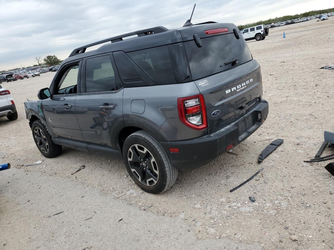 2022 FORD BRONCO SPORT OUTER BANKS VIN:3FMCR9C65NRD43817