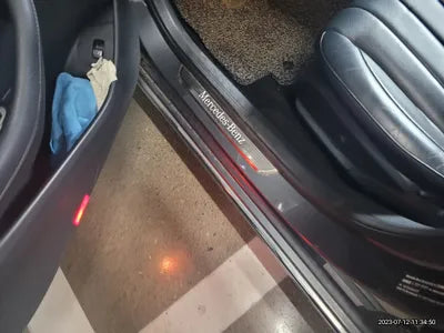 2018 Mercedes-Benz E 300 VIN: