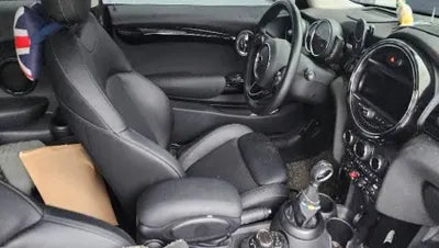 2018 MINI Cooper VIN: