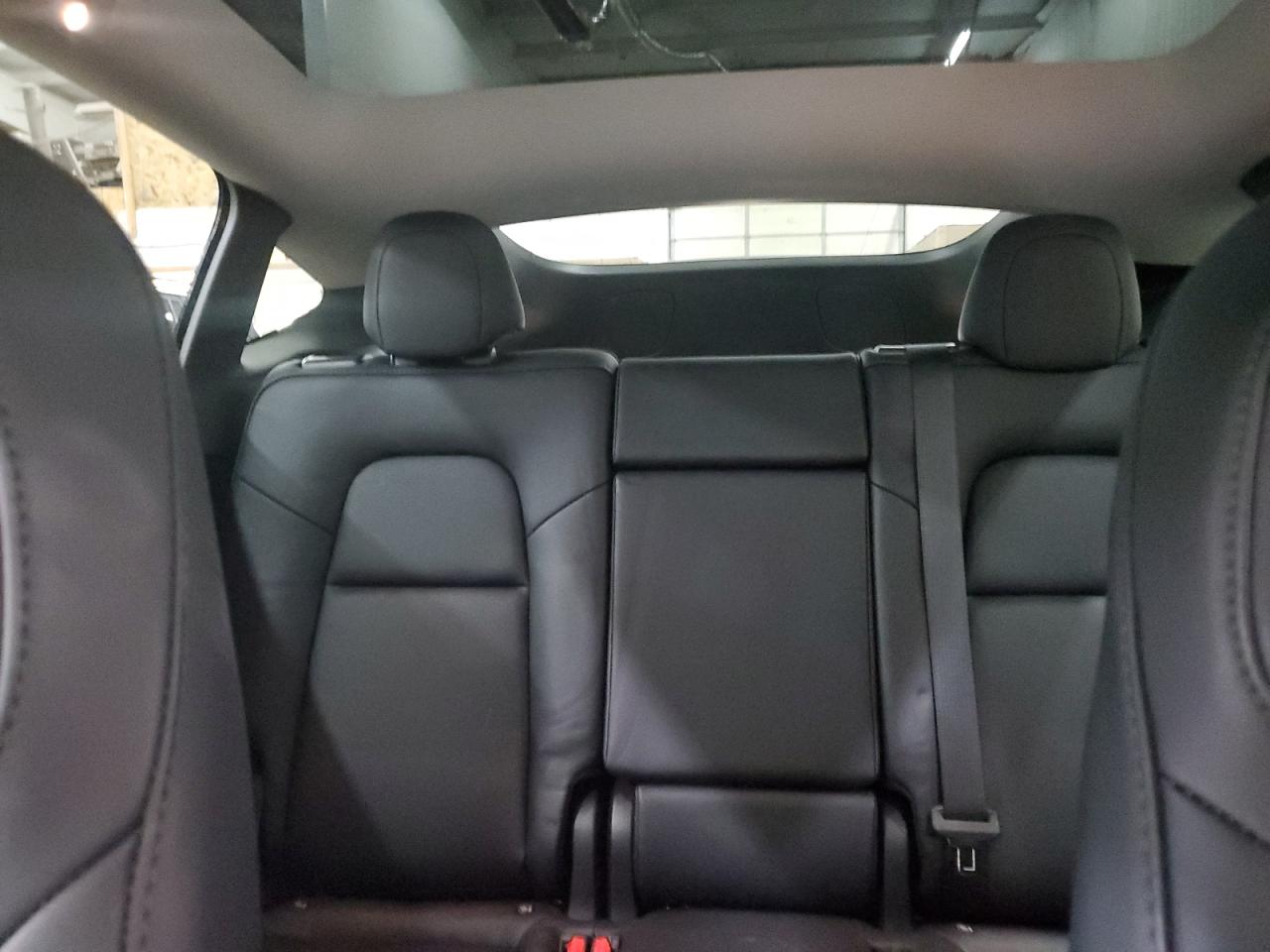 2023 TESLA MODEL Y  VIN:7SAYGDEE6PF831883