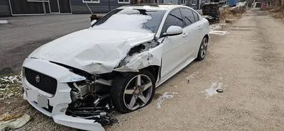2019 Jaguar XE VIN: