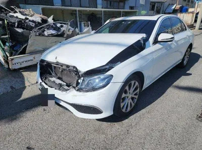 2016 Mercedes-Benz E 220 VIN: