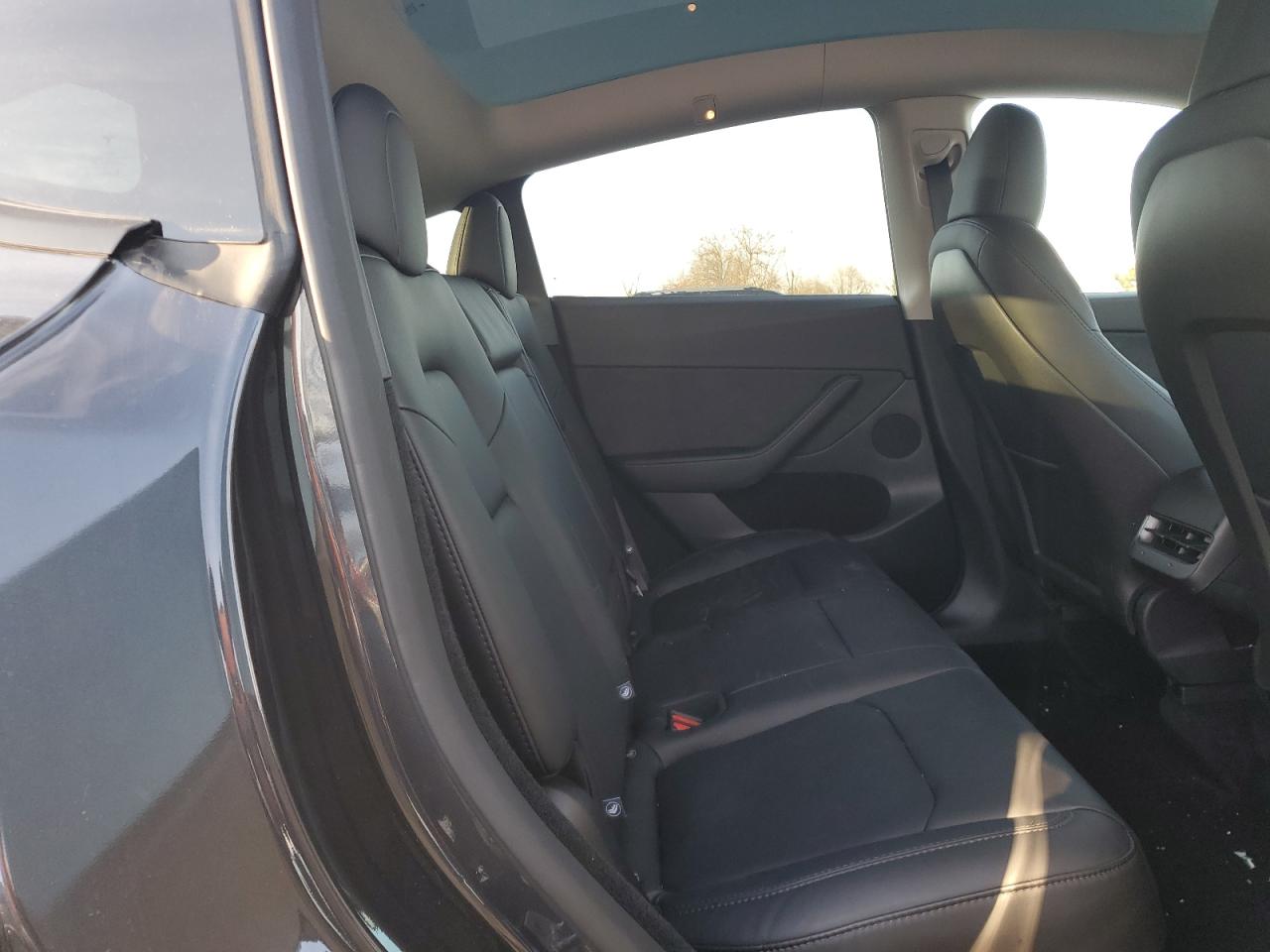 2024 TESLA MODEL Y  VIN:7SAYGDED7RF206693