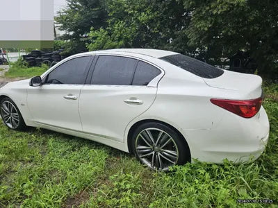 2016 Infiniti Q50 VIN: