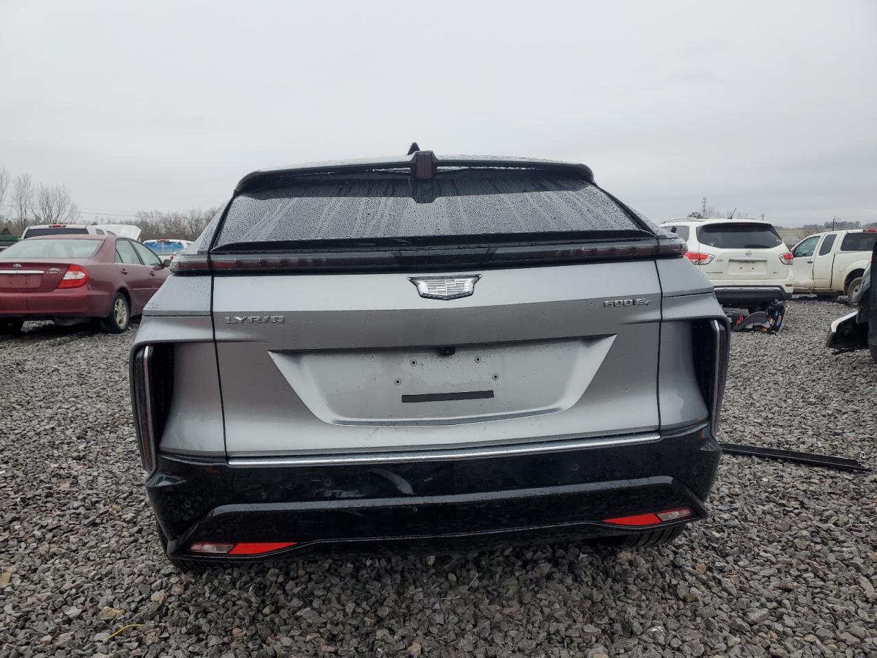 2024 CADILLAC LYRIQ LUXURY VIN:1GYKPRRL2RZ117443