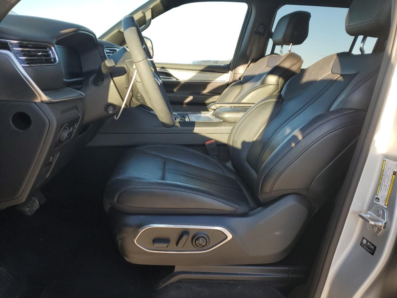 2024 JEEP WAGONEER L SERIES II VIN:1C4SJSBP8RS103079