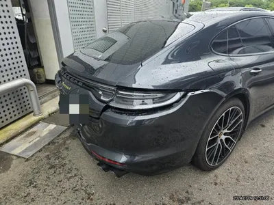 2023 Porsche Panamera VIN: