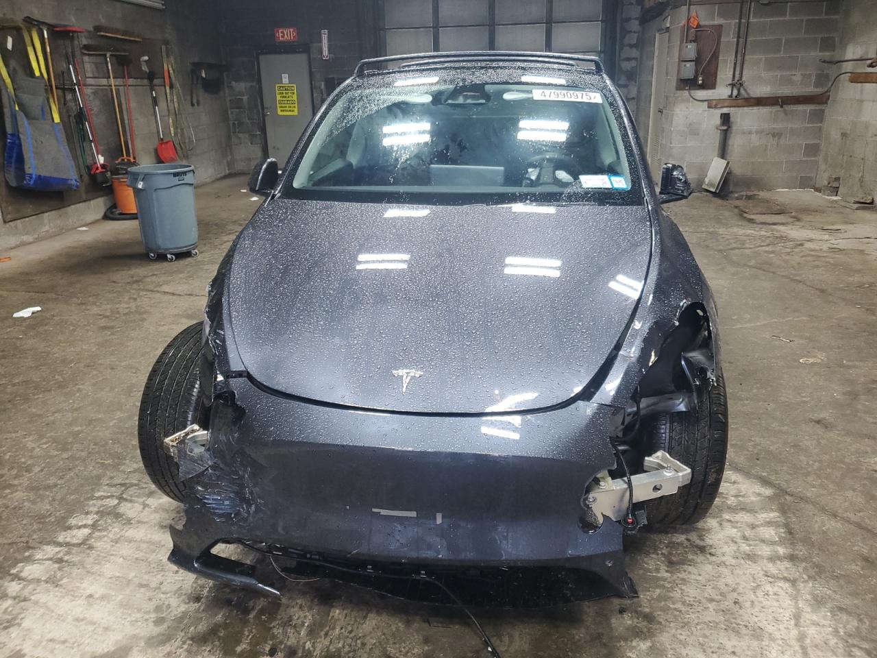 2024 TESLA MODEL Y  VIN:7SAYGAEE8RF063468