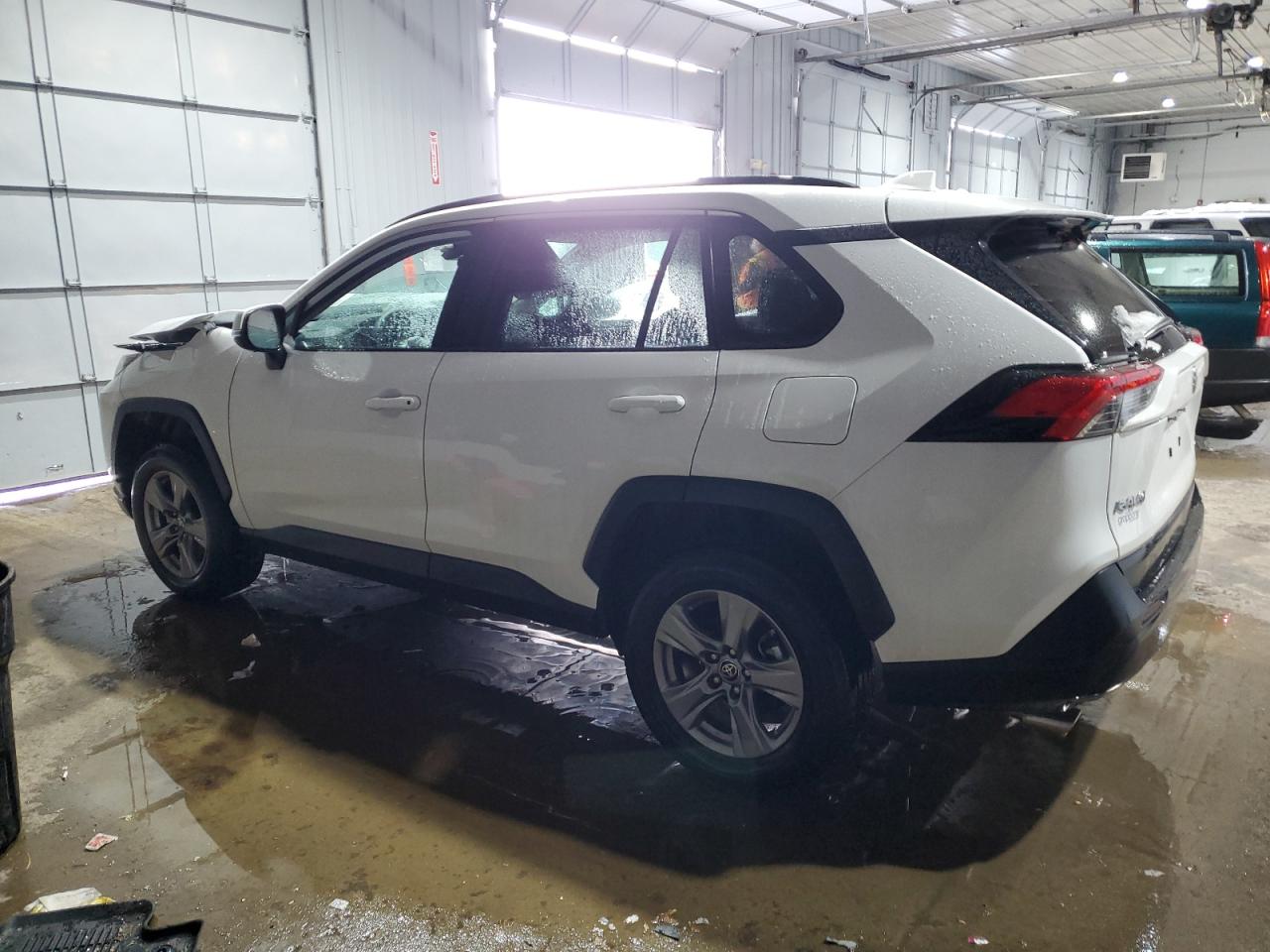 2024 TOYOTA RAV4 XLE VIN:2T3P1RFVXRC459730