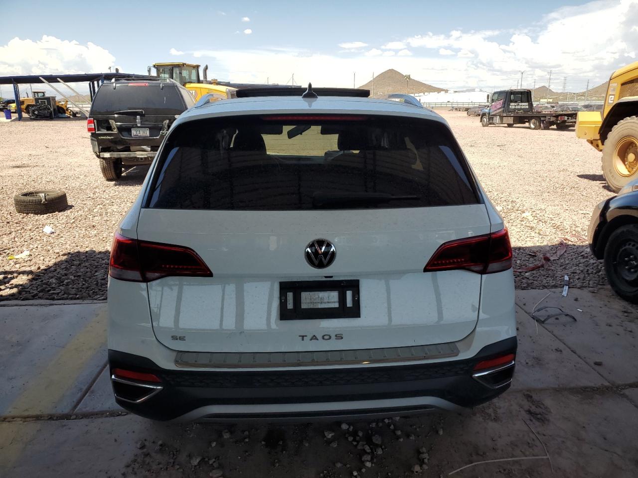 2022 VOLKSWAGEN TAOS SE VIN:3VVTX7B25NM072592