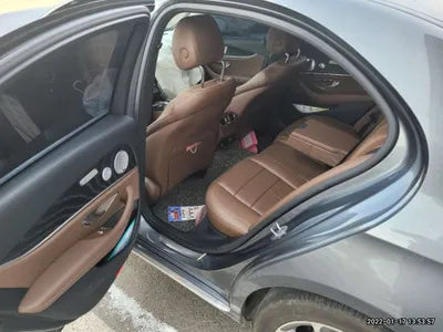 2019 Mercedes-Benz E 300 WDDZF4KB1KA568515 VIN:WDDZF4KB1KA568515